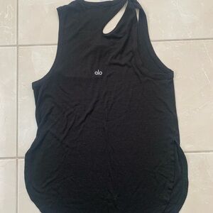 ALO Yoga Ribbed Black Top